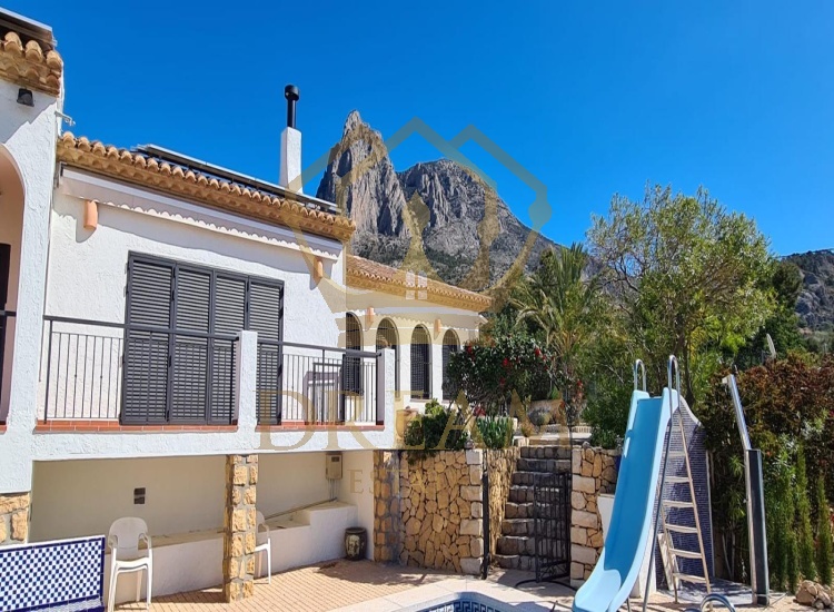 14 Finestrat, 4 Bedrooms Bedrooms, ,3 BathroomsBathrooms,Villa,For Sale,Finestrat,1002