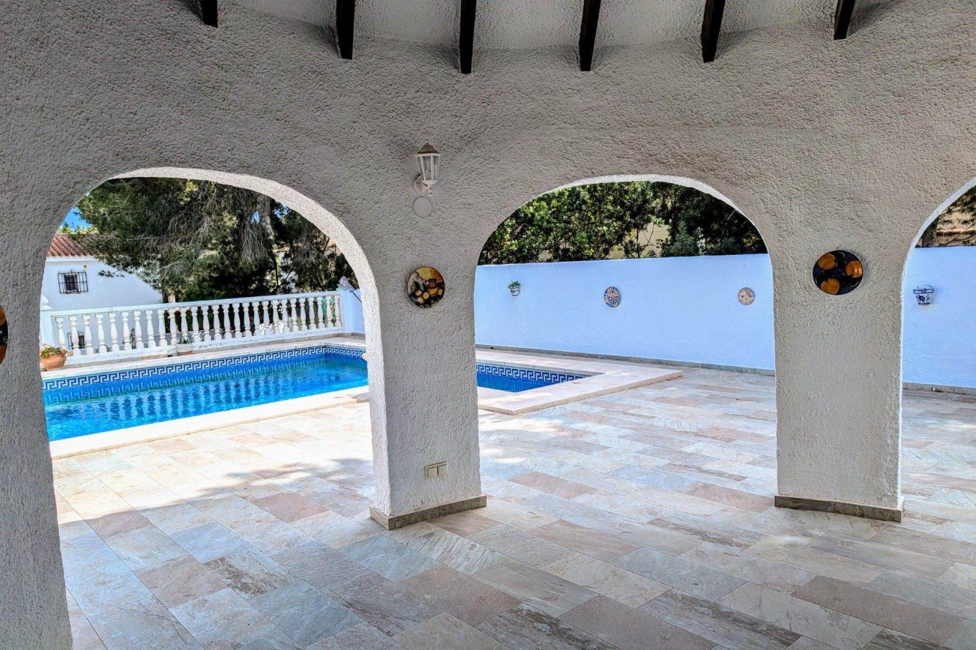 Moraira, 4 Bedrooms Bedrooms, ,2 BathroomsBathrooms,Villa,For Sale,Moraira,1037