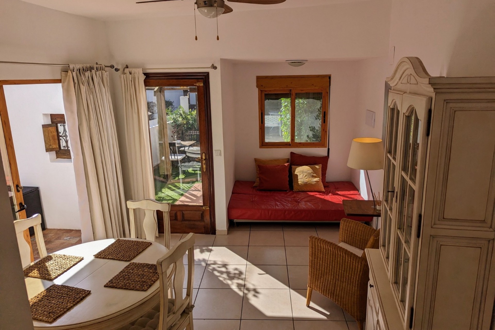 11 Bedrooms Bedrooms, ,8 BathroomsBathrooms,Villa,For Sale,1038
