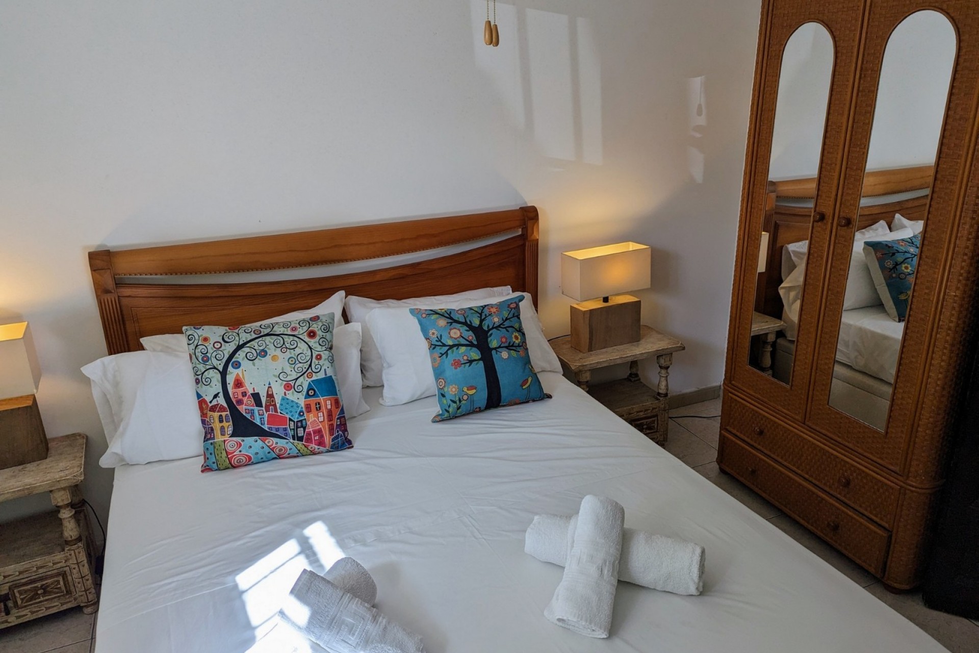 11 Bedrooms Bedrooms, ,8 BathroomsBathrooms,Villa,For Sale,1038
