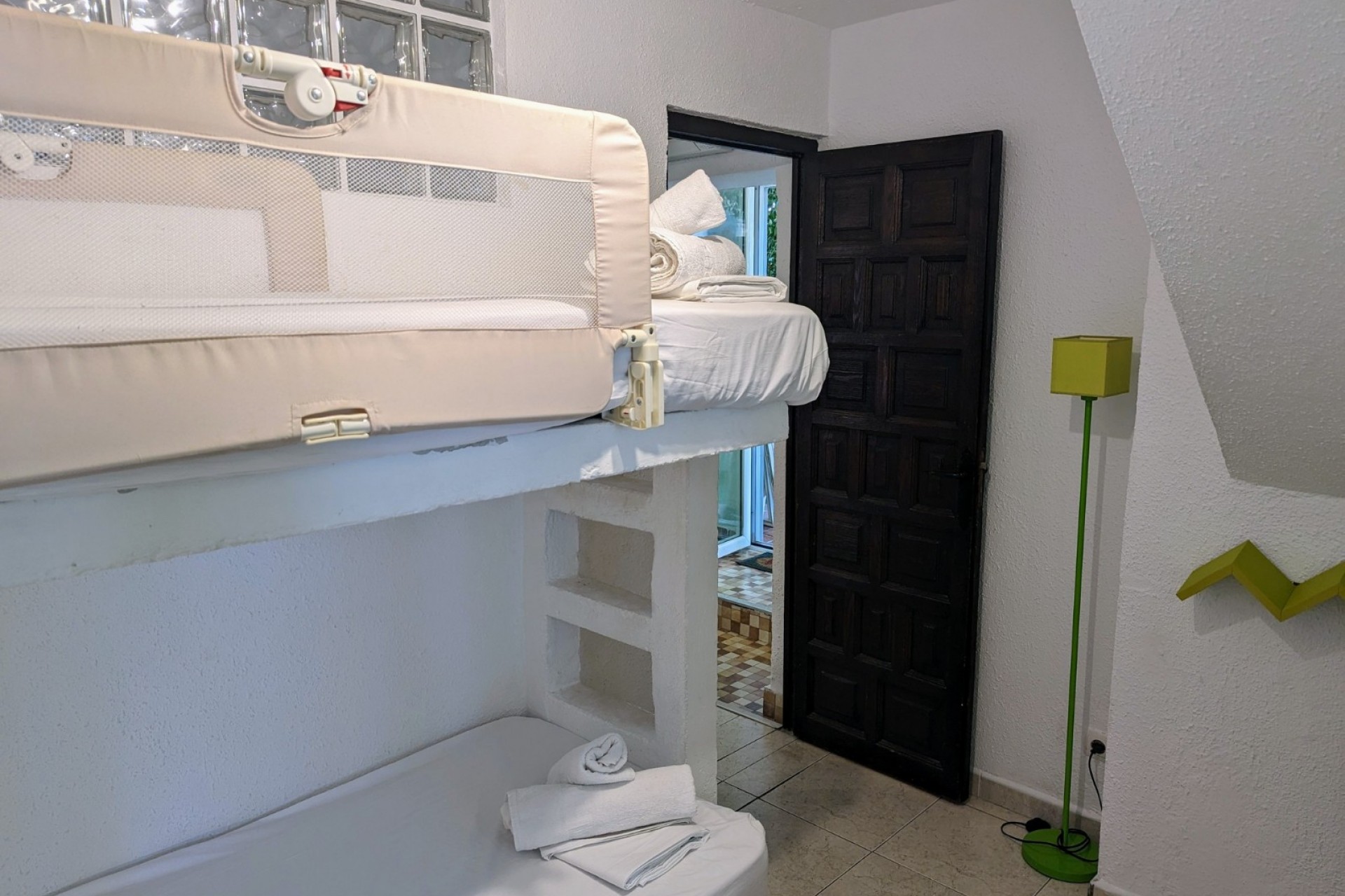 11 Bedrooms Bedrooms, ,8 BathroomsBathrooms,Villa,For Sale,1038