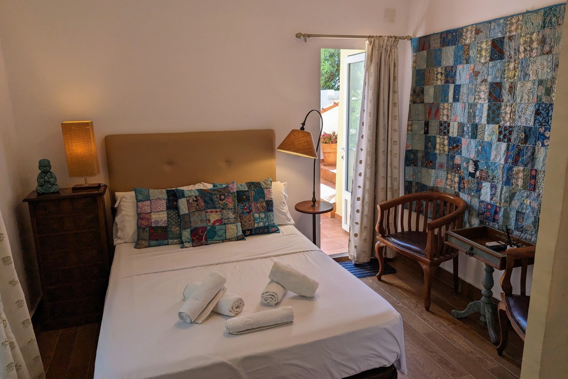 11 Bedrooms Bedrooms, ,8 BathroomsBathrooms,Villa,For Sale,1038