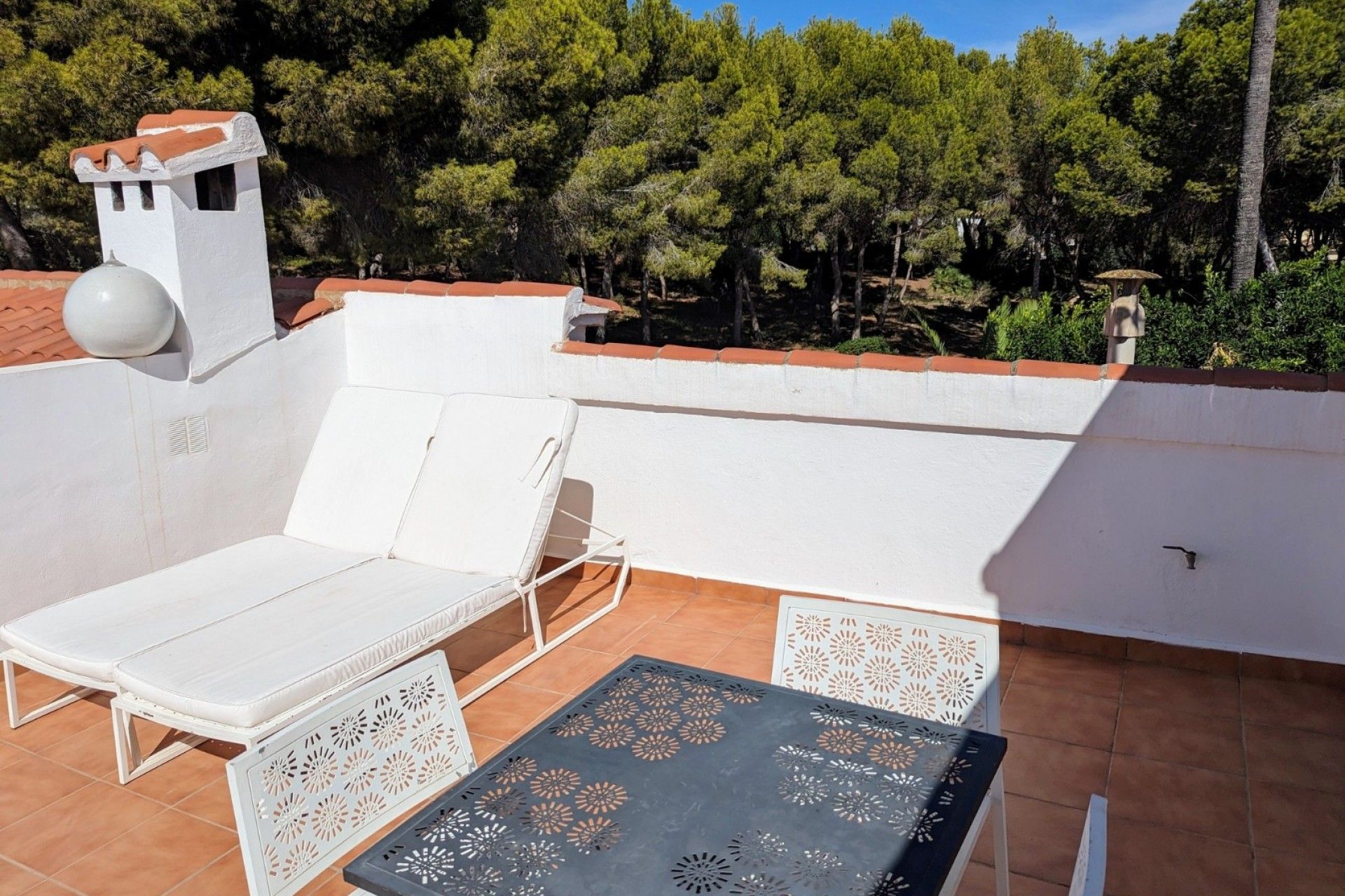11 Bedrooms Bedrooms, ,8 BathroomsBathrooms,Villa,For Sale,1038