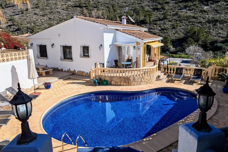 El Portet, Moraira, 4 Bedrooms Bedrooms, ,3 BathroomsBathrooms,Villa,For Sale,El Portet, Moraira,1041