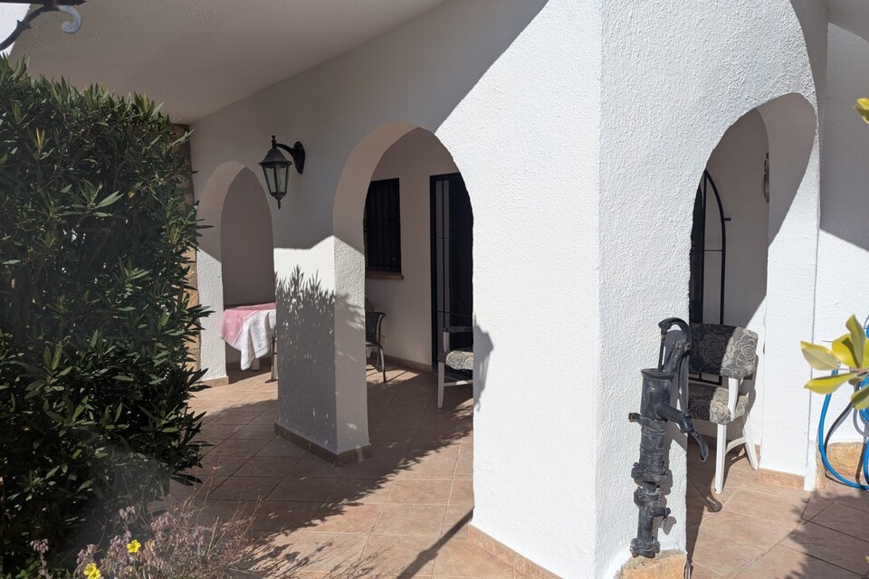 El Portet, Moraira, 4 Bedrooms Bedrooms, ,3 BathroomsBathrooms,Villa,For Sale,El Portet, Moraira,1041