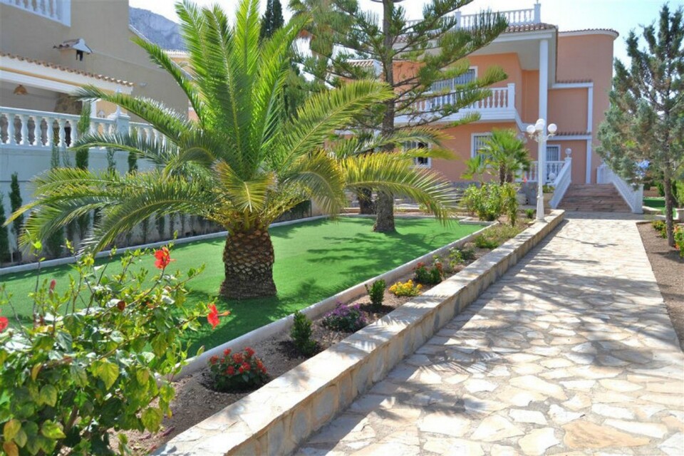 Calpe, 4 Bedrooms Bedrooms, ,3 BathroomsBathrooms,Villa,For Sale,Calpe,1044