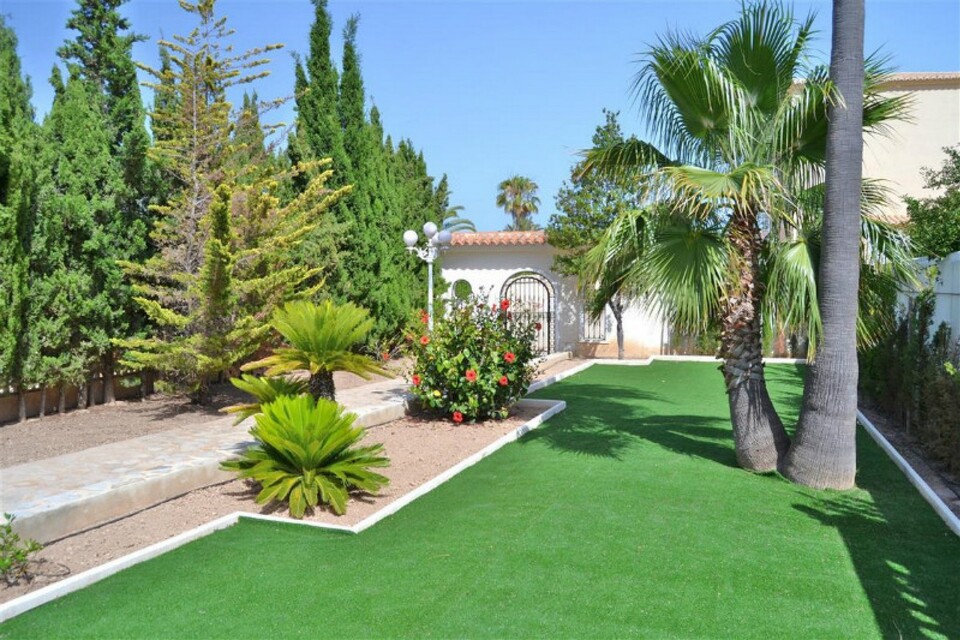 Calpe, 4 Bedrooms Bedrooms, ,3 BathroomsBathrooms,Villa,For Sale,Calpe,1044
