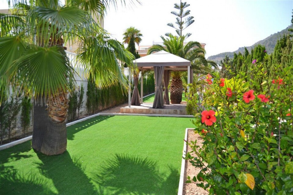 Calpe, 4 Bedrooms Bedrooms, ,3 BathroomsBathrooms,Villa,For Sale,Calpe,1044