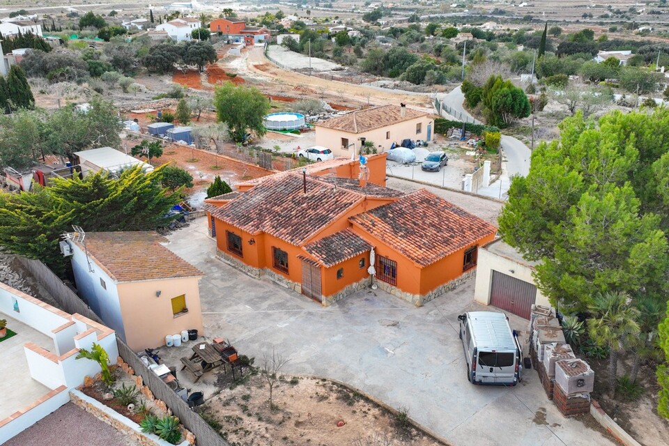 Benissa, 5 Bedrooms Bedrooms, ,1 BathroomBathrooms,Villa,For Sale,1048