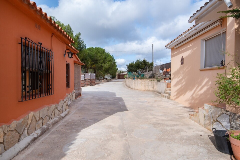 Benissa, 5 Bedrooms Bedrooms, ,1 BathroomBathrooms,Villa,For Sale,1048